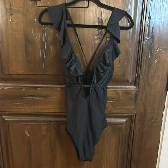 Cupshe Black Ruffled One Piece Swimsuit - Picture 1 of 6
